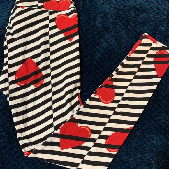 LuLaRoe Pants - LuLaRoe One Size Leggings